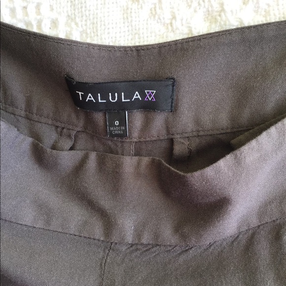 Talula Button Shorts - Picture 3 of 3